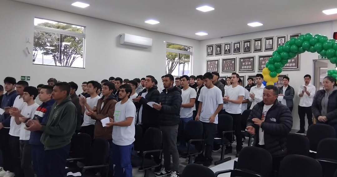 JURAMENTO À BANDEIRA EM MAUÁ DA SERRA 