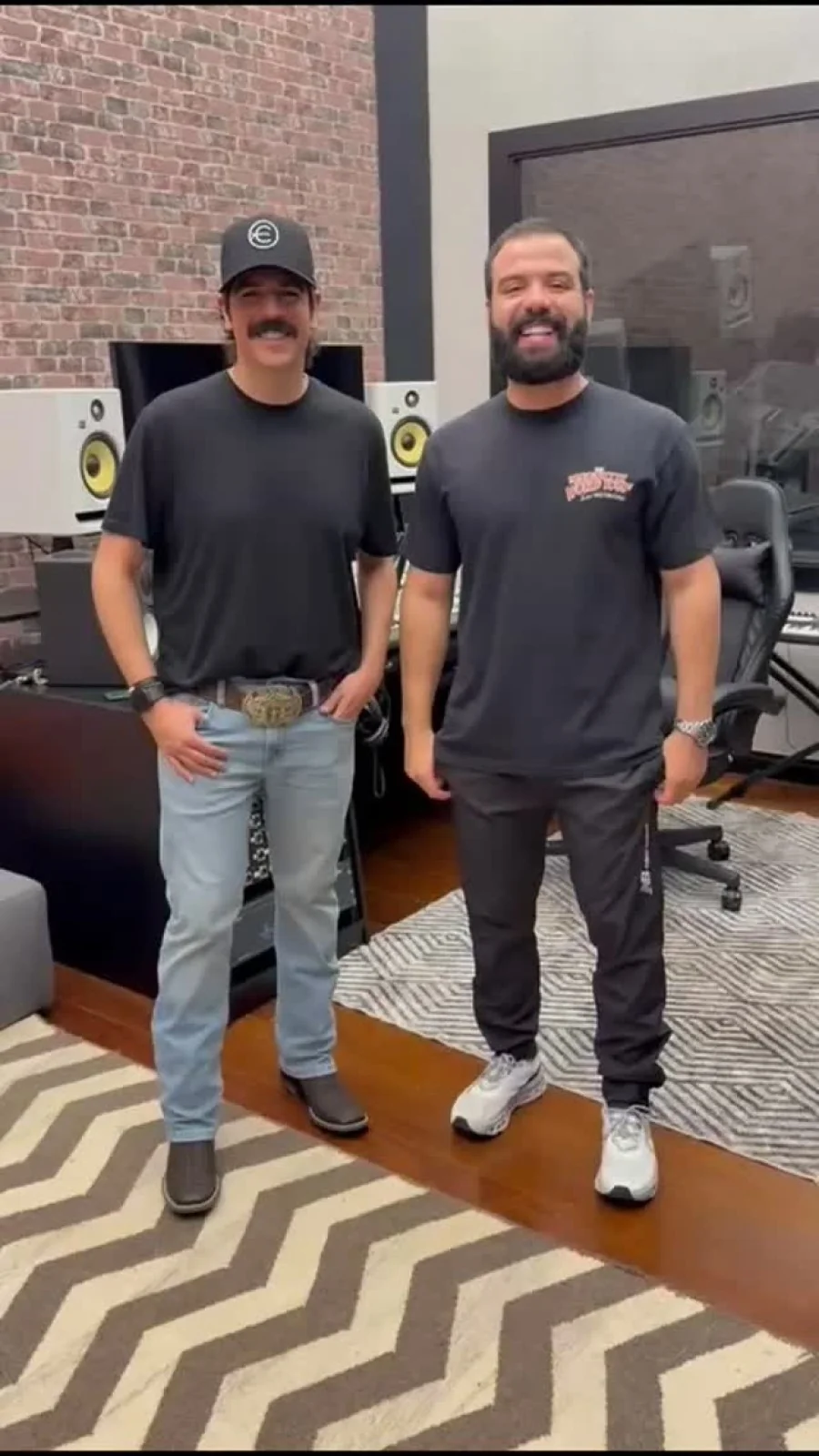 Convite Especial da Dupla Fiduma & Jeca - Festa do Milho 2026